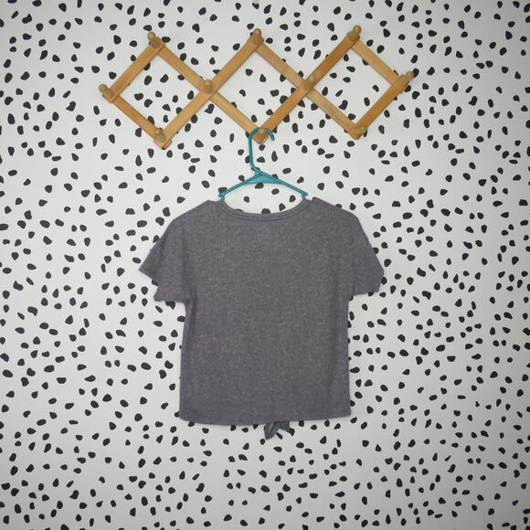 Wonder Nation Gray “LOVE” Tie Front Girls Short Sleeve T-Shirt - Picture 3 of 7